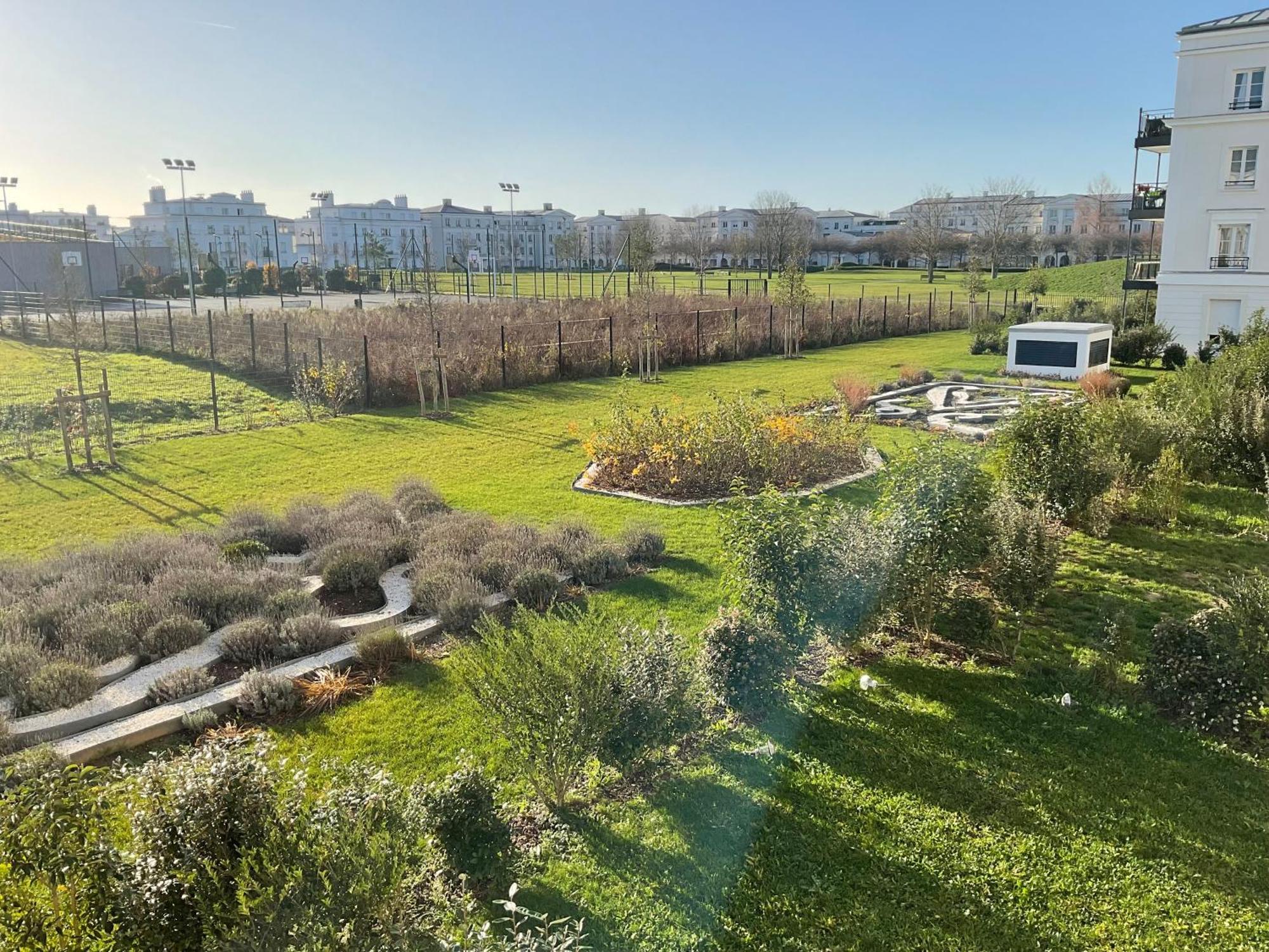 Sunny Apartment Near Disneyland Paris - Liz Appart Serris Exterior foto